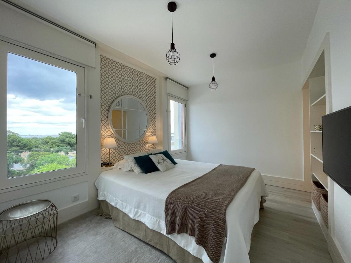 Beautiful Penthouse Apartment With Terrace - 4 Minute Walk To The Beach Троя Экстерьер фото